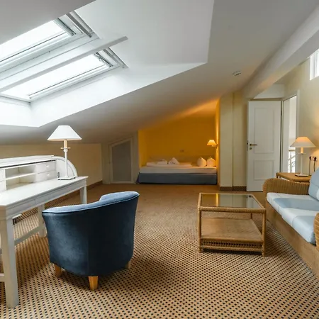 Grand Hotel 5*