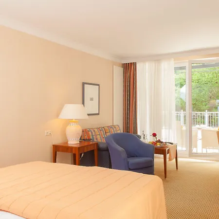 Grand Hotel