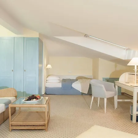 Hotel Grand 5*